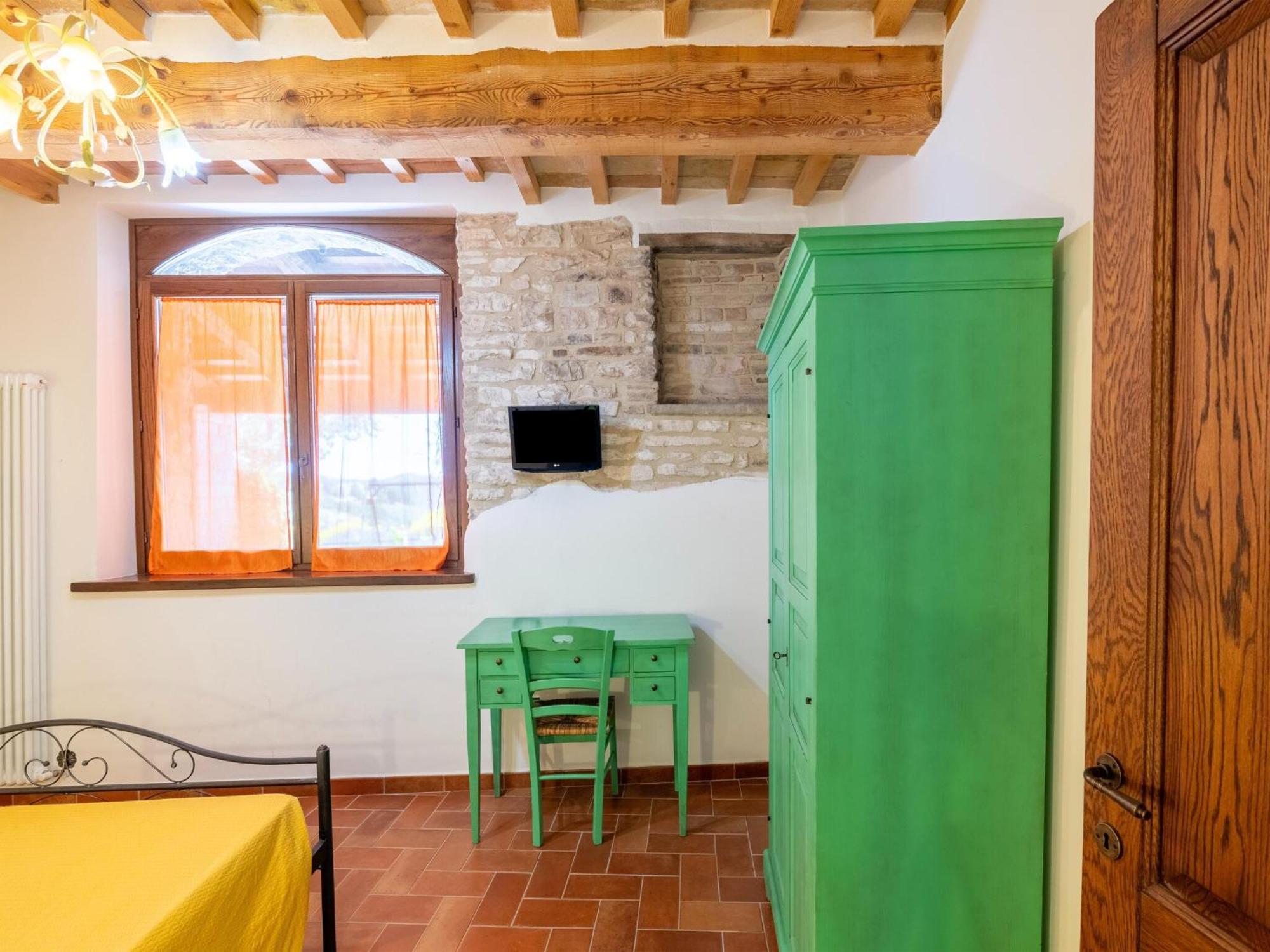 Apartment In A Farmhouse With 2 Swimming Pools Smirra Esterno foto