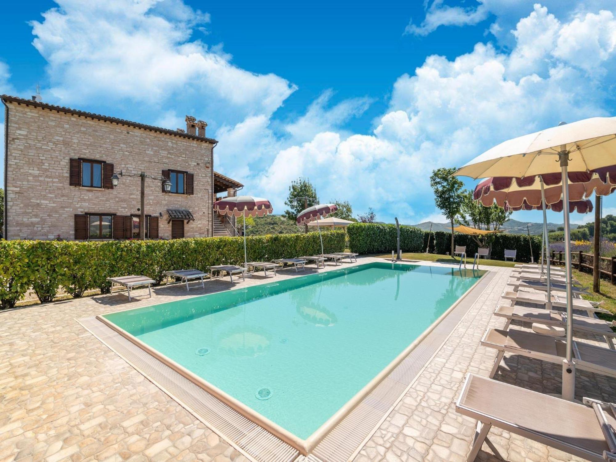 Apartment In A Farmhouse With 2 Swimming Pools Smirra Esterno foto